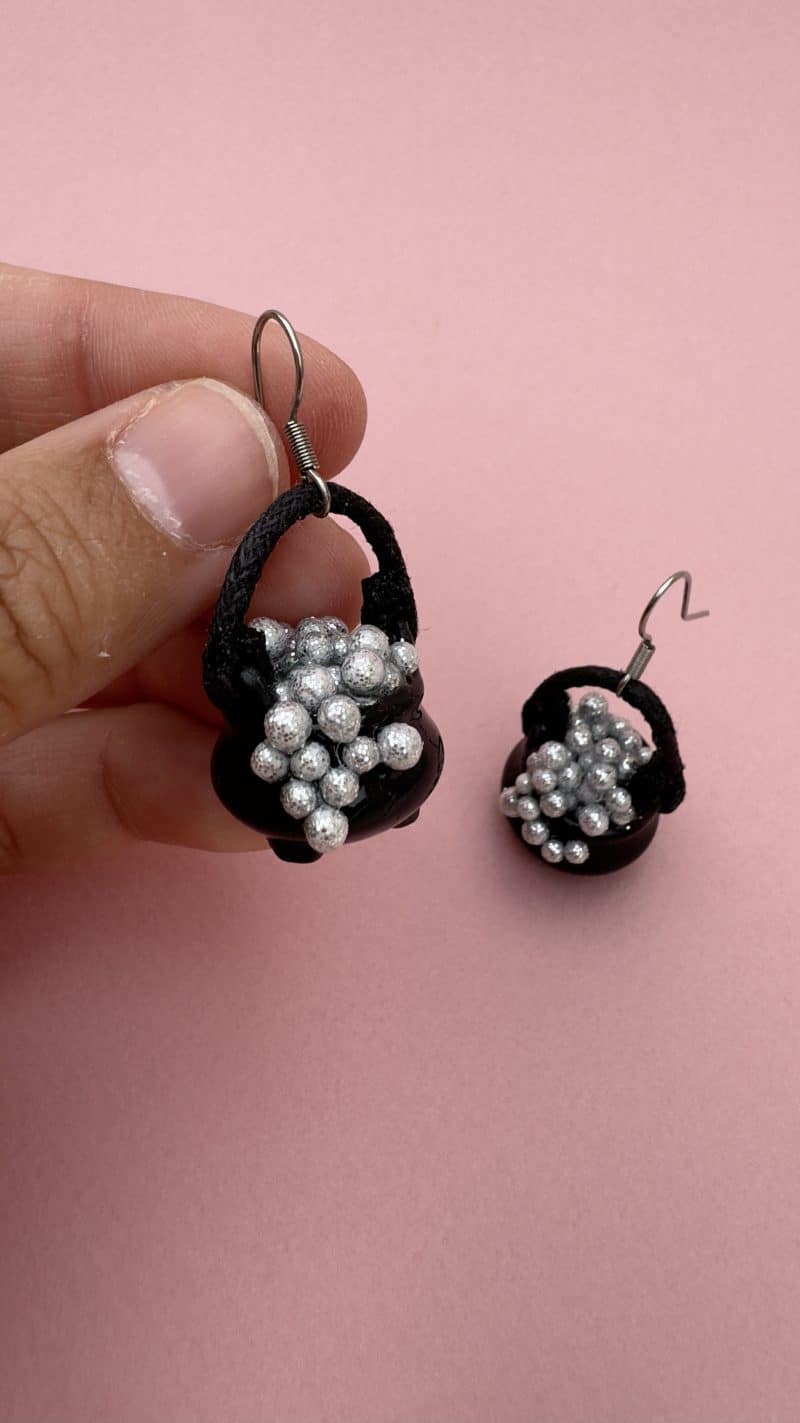 Pendientes calderos poción plateada