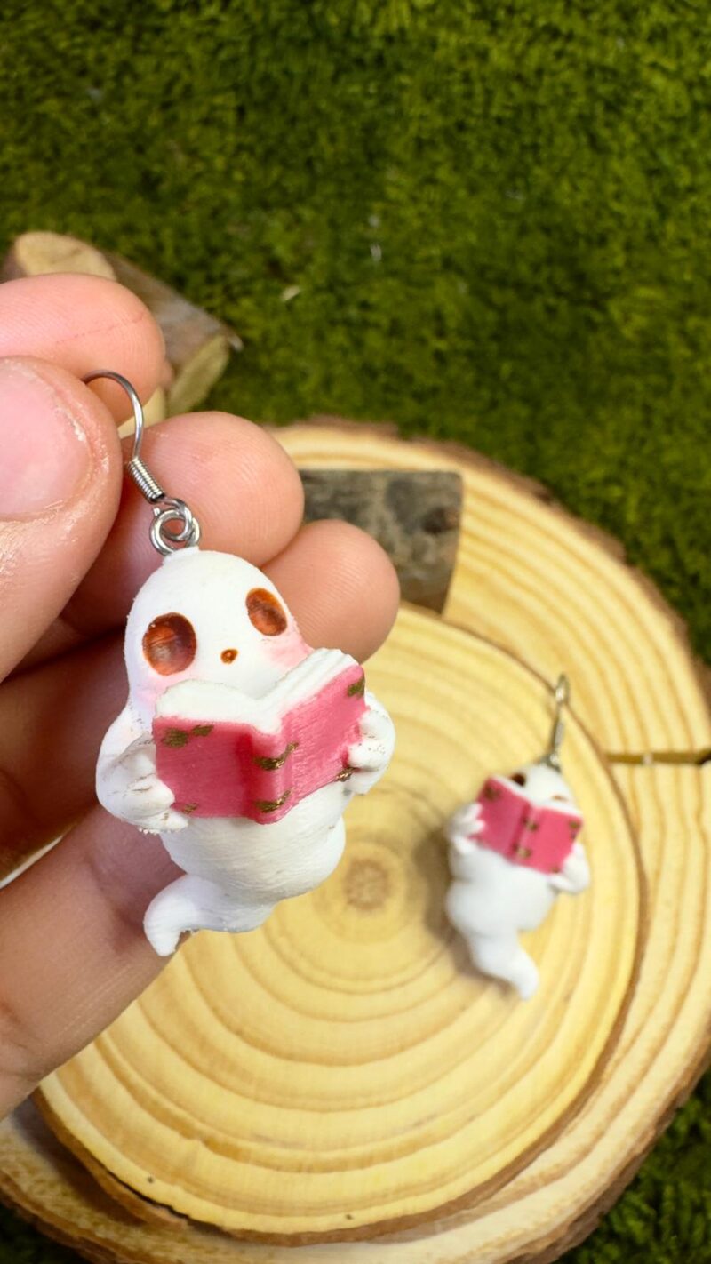 Pendientes fantasmas lectores libro rosa